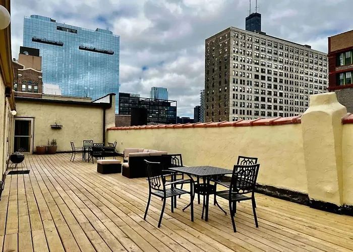 Apartamento Sleep 25 - Huge Downtown Vintage Lofts, Balcony & Gym