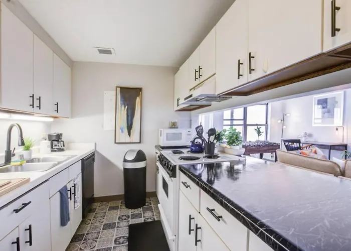Apartamento Sleep 25 - Huge Downtown Vintage Lofts, Balcony & Gym *