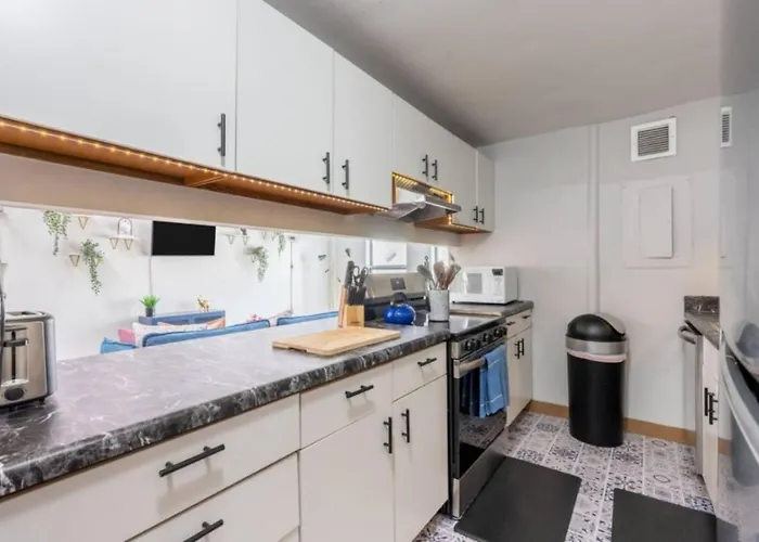 Sleep 25 - Huge Downtown Vintage Lofts, Balcony & Gym Apartamento *