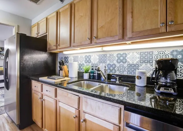 Apartamento Sleep 25 - Huge Downtown Vintage Lofts, Balcony & Gym *