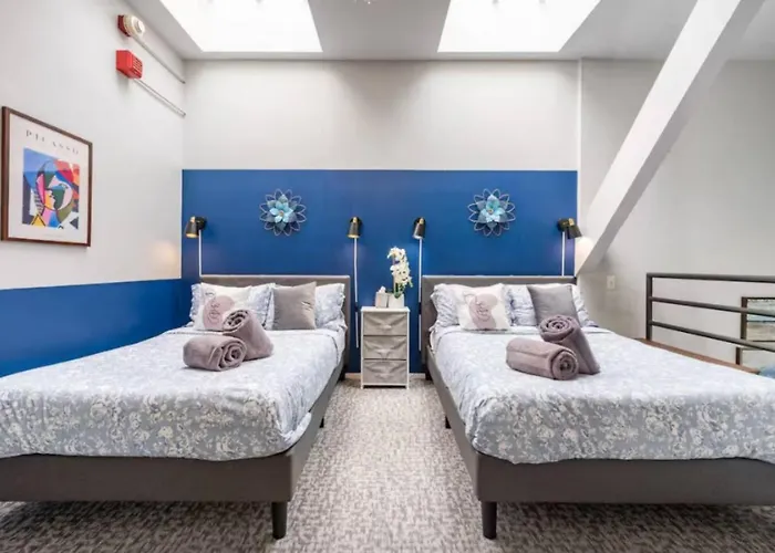 Apartamento Sleep 25 - Huge Downtown Vintage Lofts, Balcony & Gym *