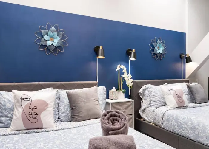 Apartamento Sleep 25 - Huge Downtown Vintage Lofts, Balcony & Gym *
