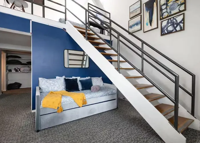 Sleep 25 - Huge Downtown Vintage Lofts, Balcony & Gym Apartamento Chicago