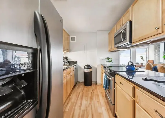 Apartamento Sleep 25 - Huge Downtown Vintage Lofts, Balcony & Gym *