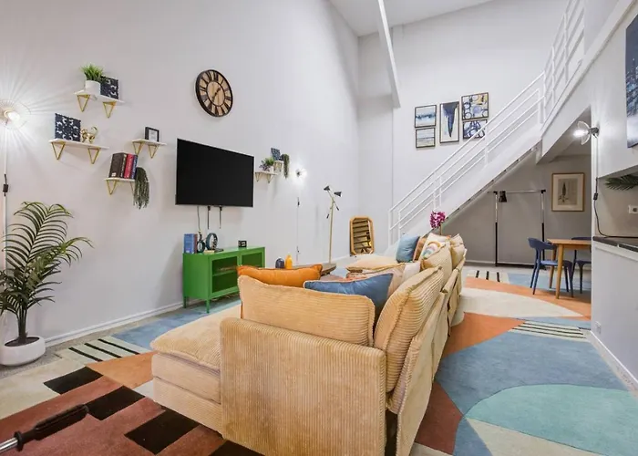 Apartamento Sleep 25 - Huge Downtown Vintage Lofts, Balcony & Gym